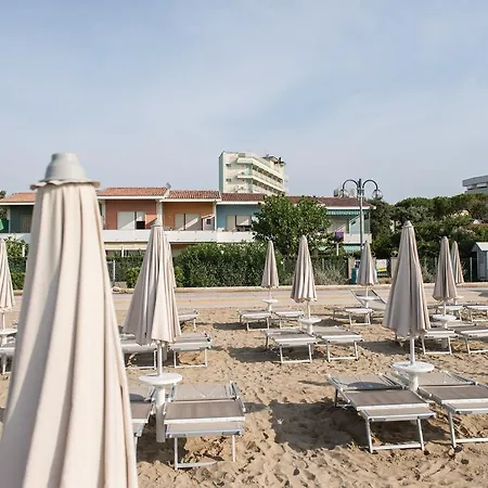 Hébergement de vacances Sea Front Garden *